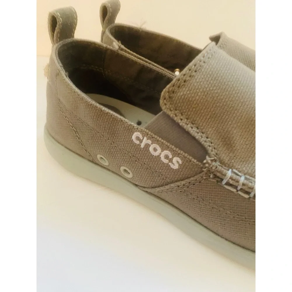 Crocs Santa Cruz Mens Canvas Slip On Loafers Khaki Tan Boat Shoes Casual‎ Sz 8